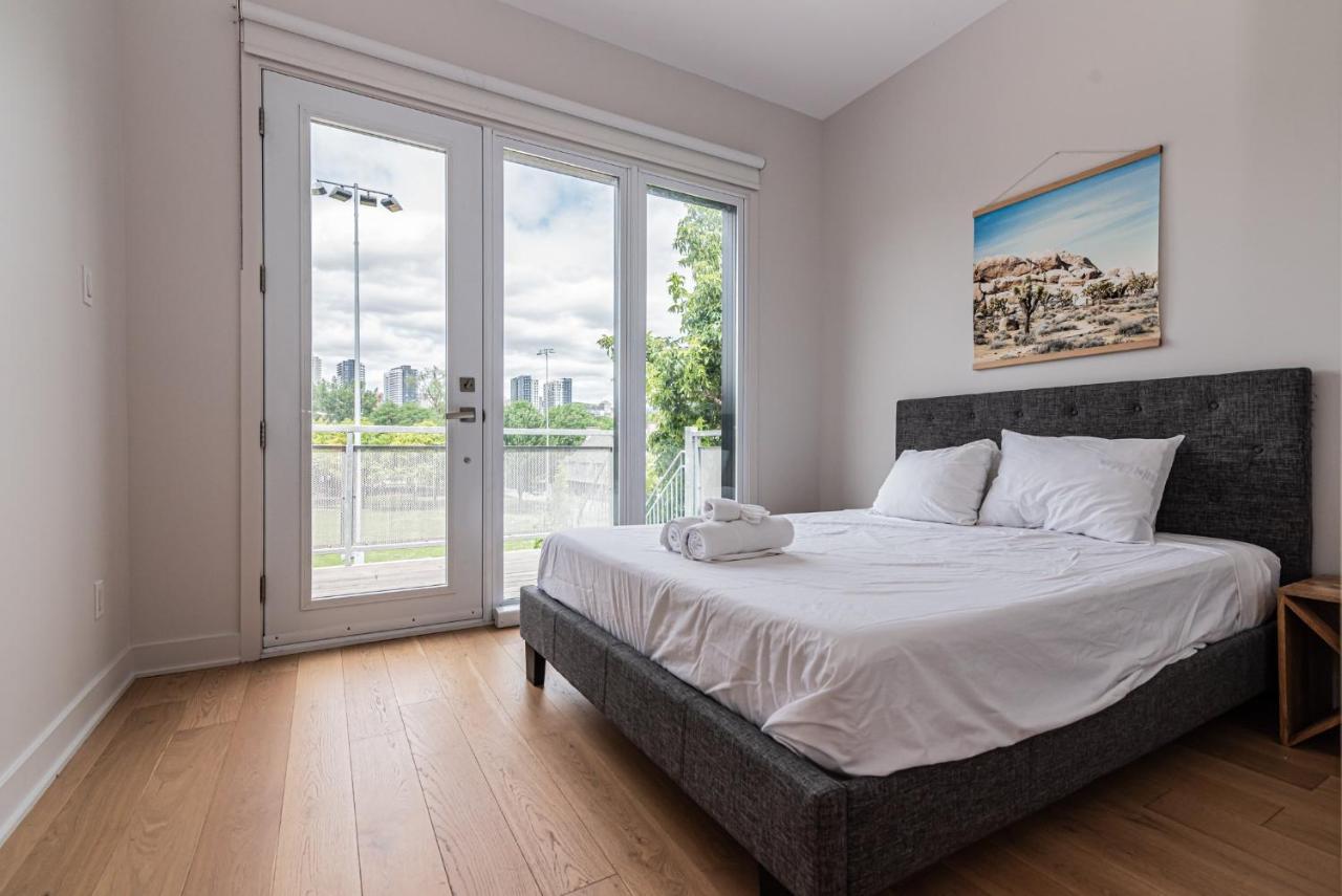 Cool And Clean Flat By Atwater Market By Den Stays Μόντρεαλ Εξωτερικό φωτογραφία